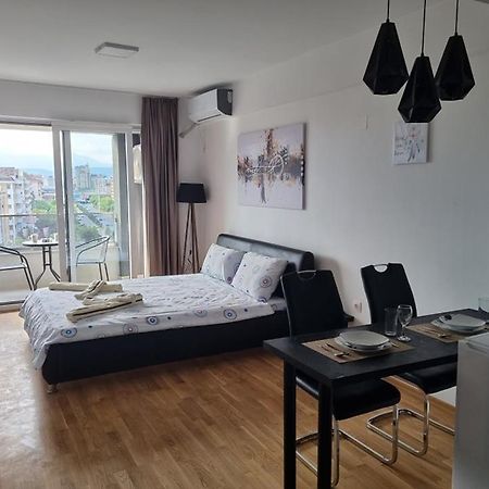 Porta Bus Station Apartment Skopje Extérieur photo